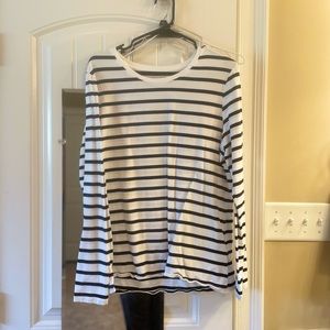 Amazon Essentials Top